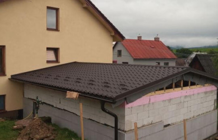 Prístavba farskej budovy Snakov