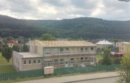 Rekonštrukcia ZŠ a MŠ Mokroluh